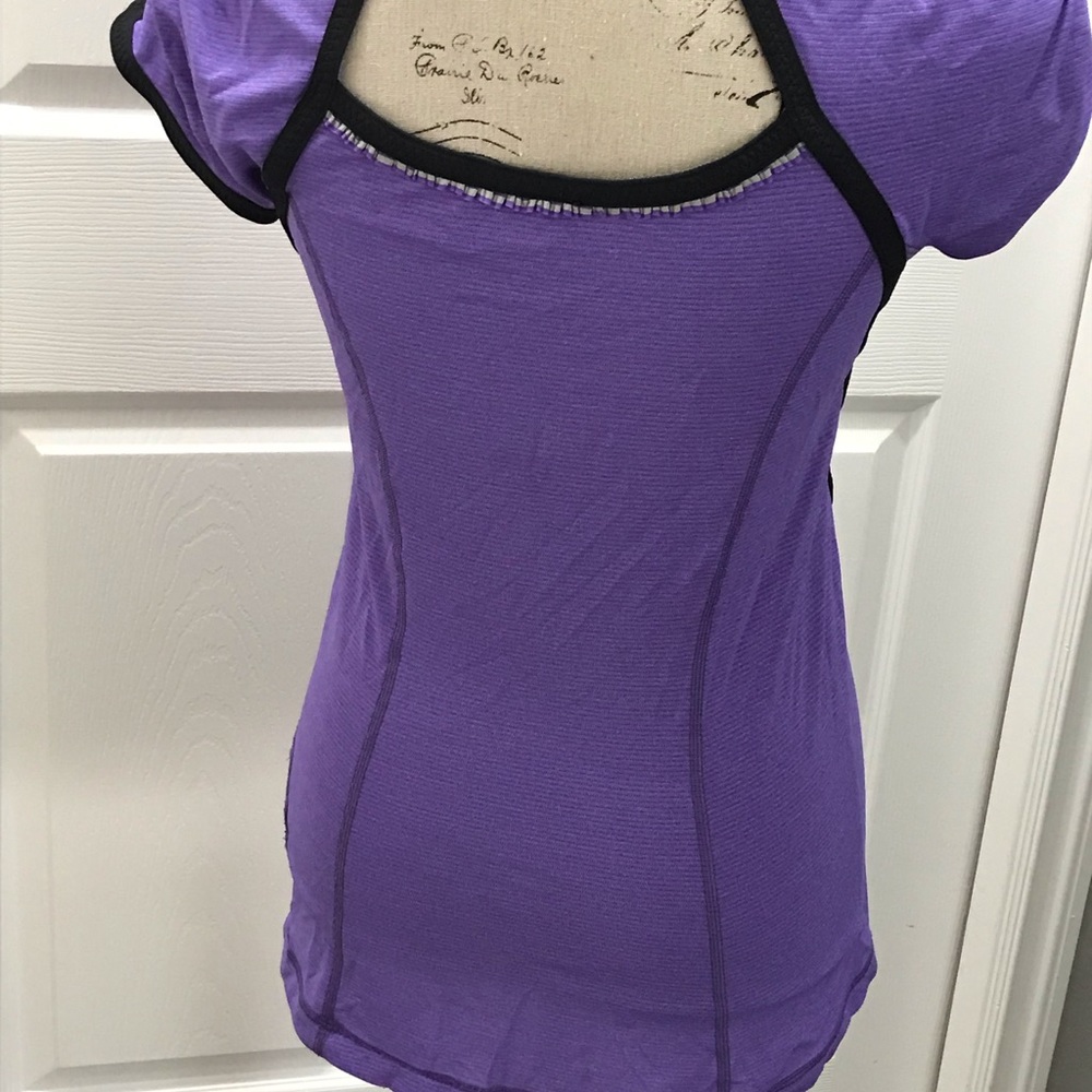 COPY - Lululemon - Picture 2 of 2